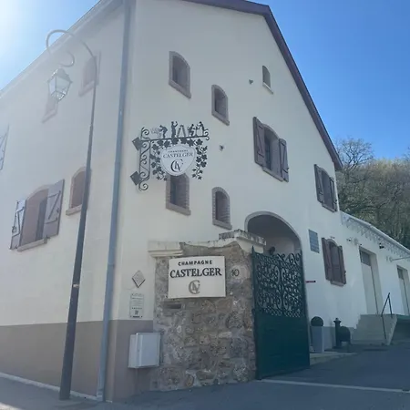 Castelger Bed & Breakfast Vauciennes (Marne)
